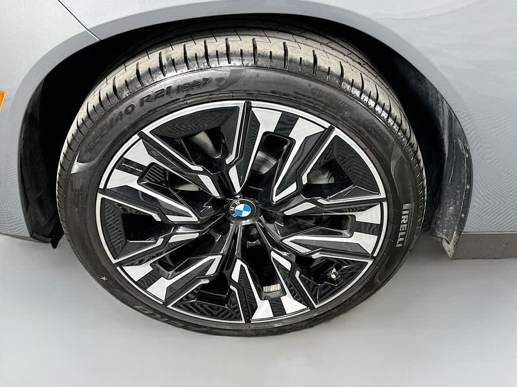 2025 BMW X3 - Image 30