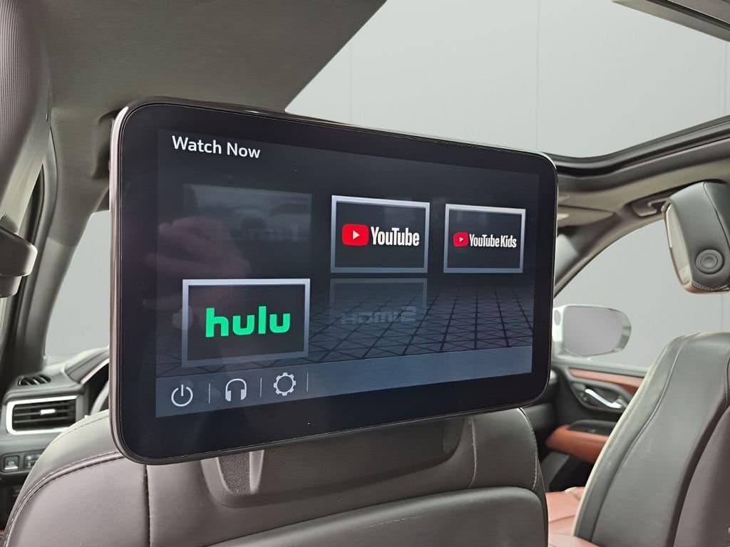 2023 GMC Yukon XL - Image 21