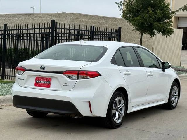 2025 Toyota COROLLA HYBRID - Image 4