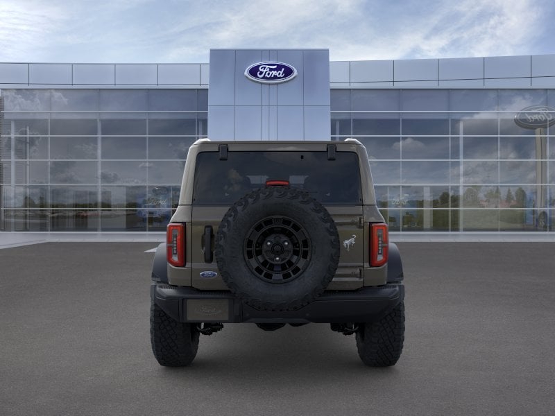 2026 Ford Bronco - Image 18