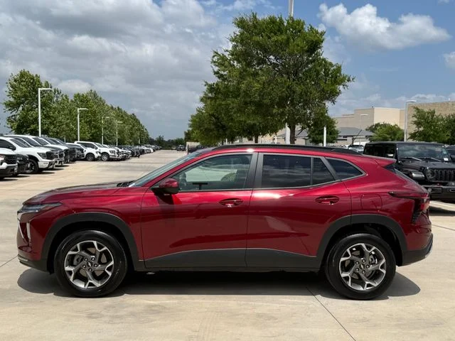 2025 Chevrolet Trax - Image 7