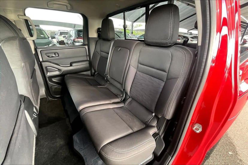 2022 Nissan Frontier - Image 19
