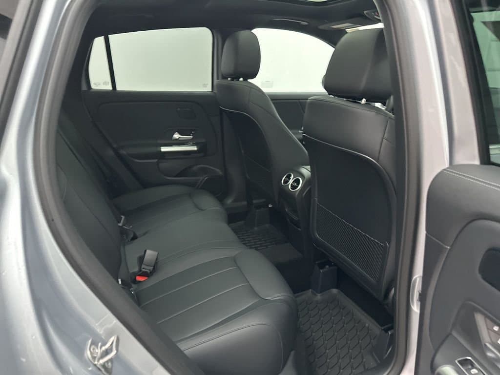 2026 MERCEDES-BENZ GLA - Image 25