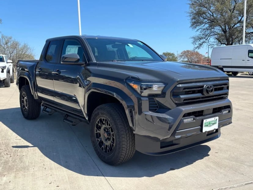 2026 Toyota Tacoma - Image 5