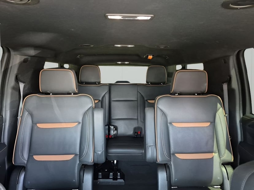 2022 GMC Yukon XL - Image 43
