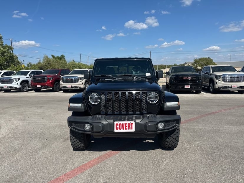 2022 Jeep Gladiator - Image 2