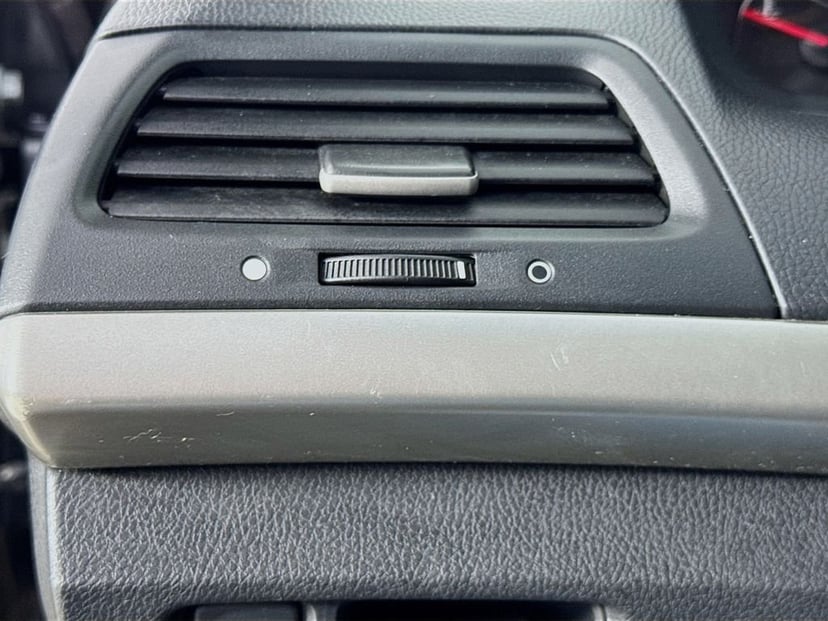 2009 Honda Accord - Image 10