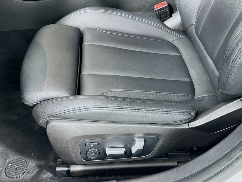 2019 BMW 3 Series - Image 20