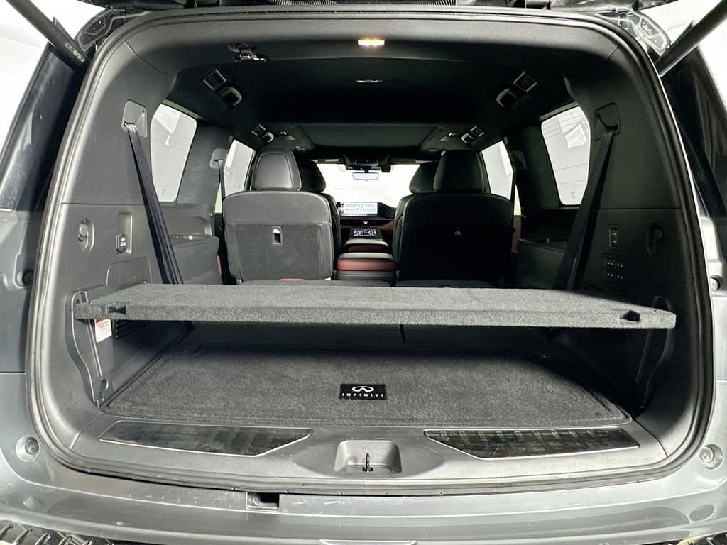 2025 INFINITI QX80 - Image 34