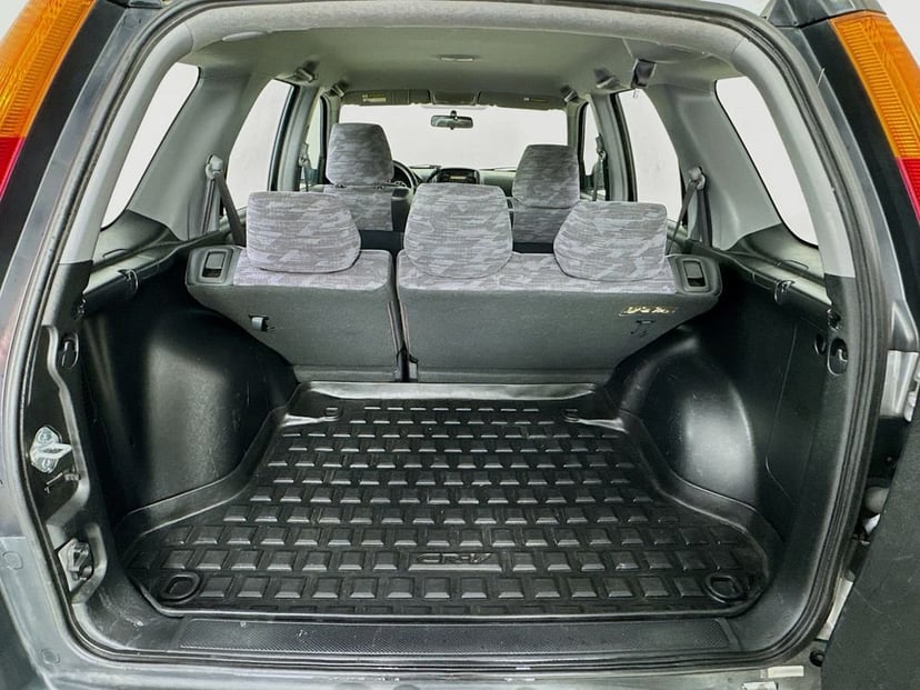 2003 Honda CR-V - Image 28