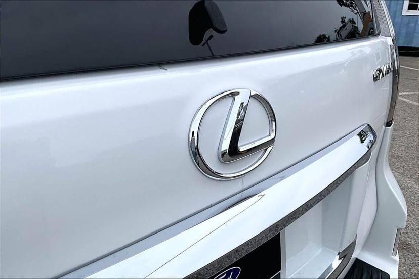 2015 Lexus GX 460 - Image 29
