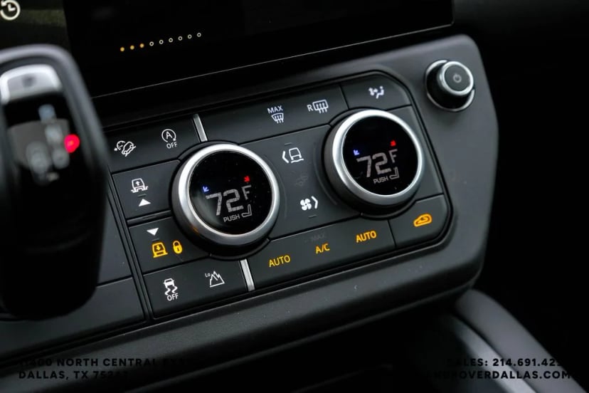 2026 Land Rover Defender 110 - Image 26