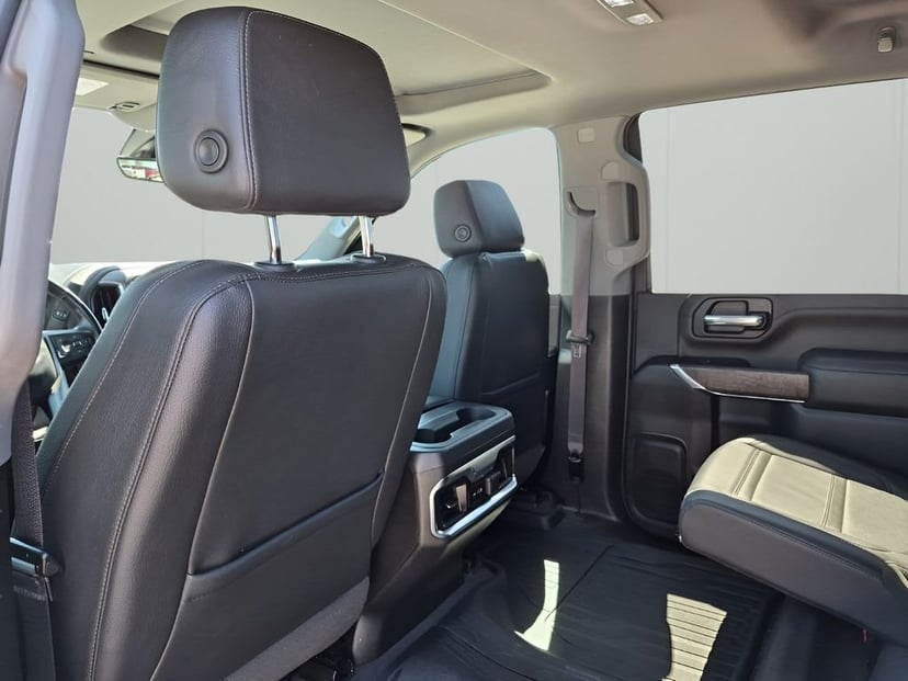 2022 GMC Sierra 2500HD - Image 18