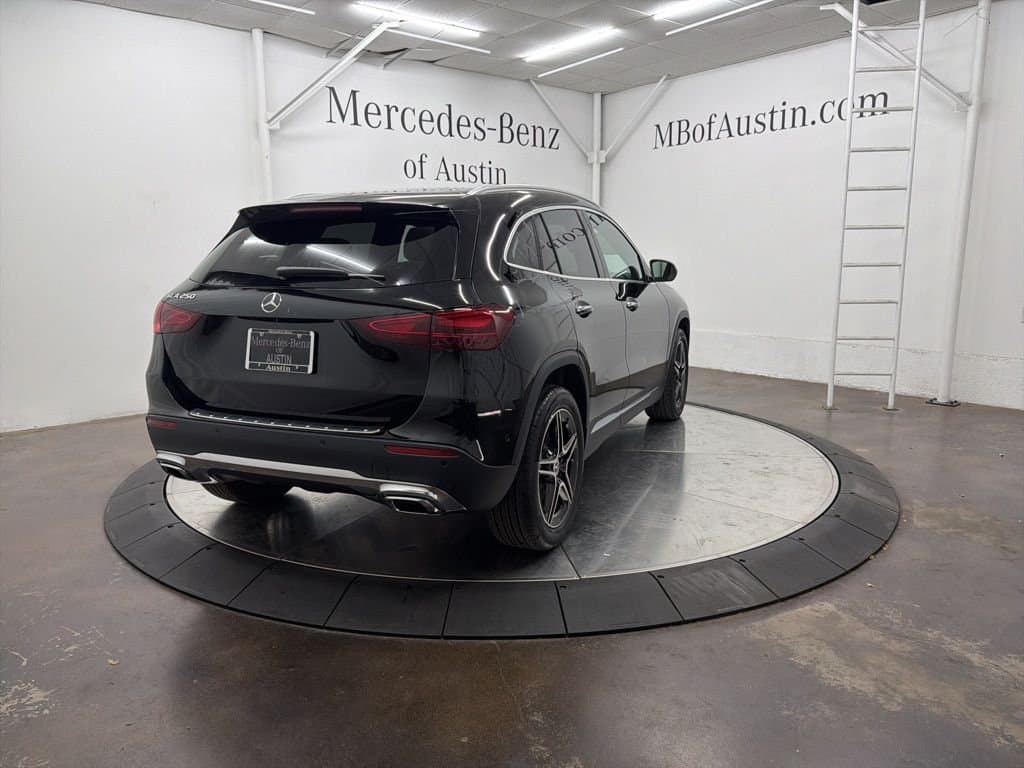 2026 MERCEDES-BENZ GLA - Image 8