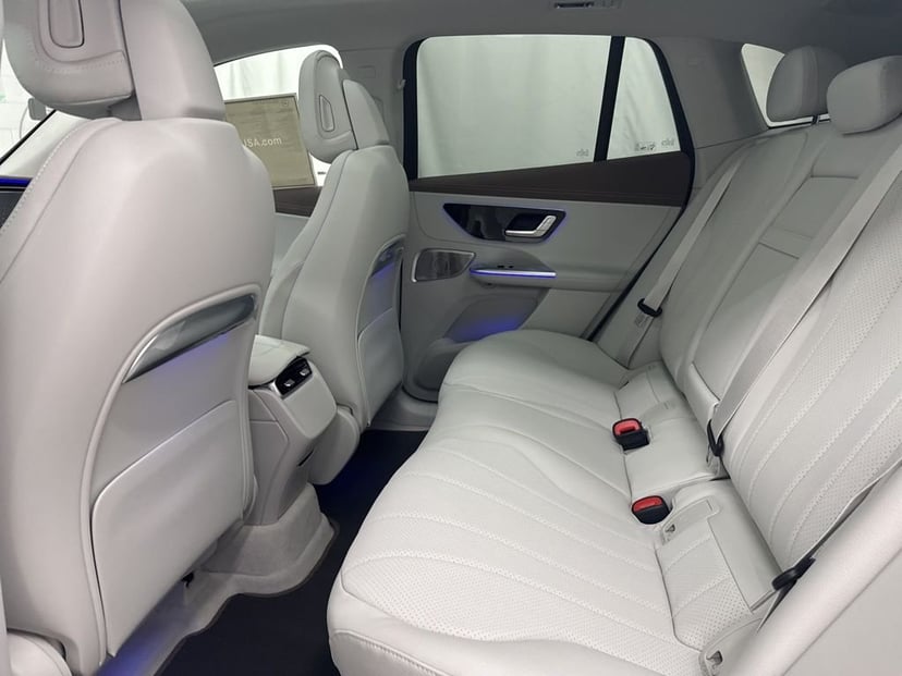 2026 Mercedes-Benz EQE - Image 21