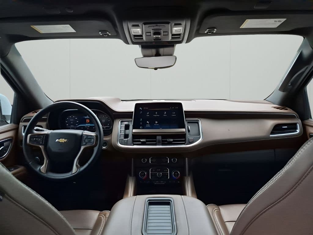 2023 Chevrolet Suburban - Image 23