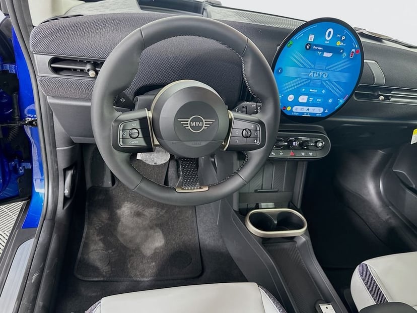 2025 MINI Cooper S - Image 18