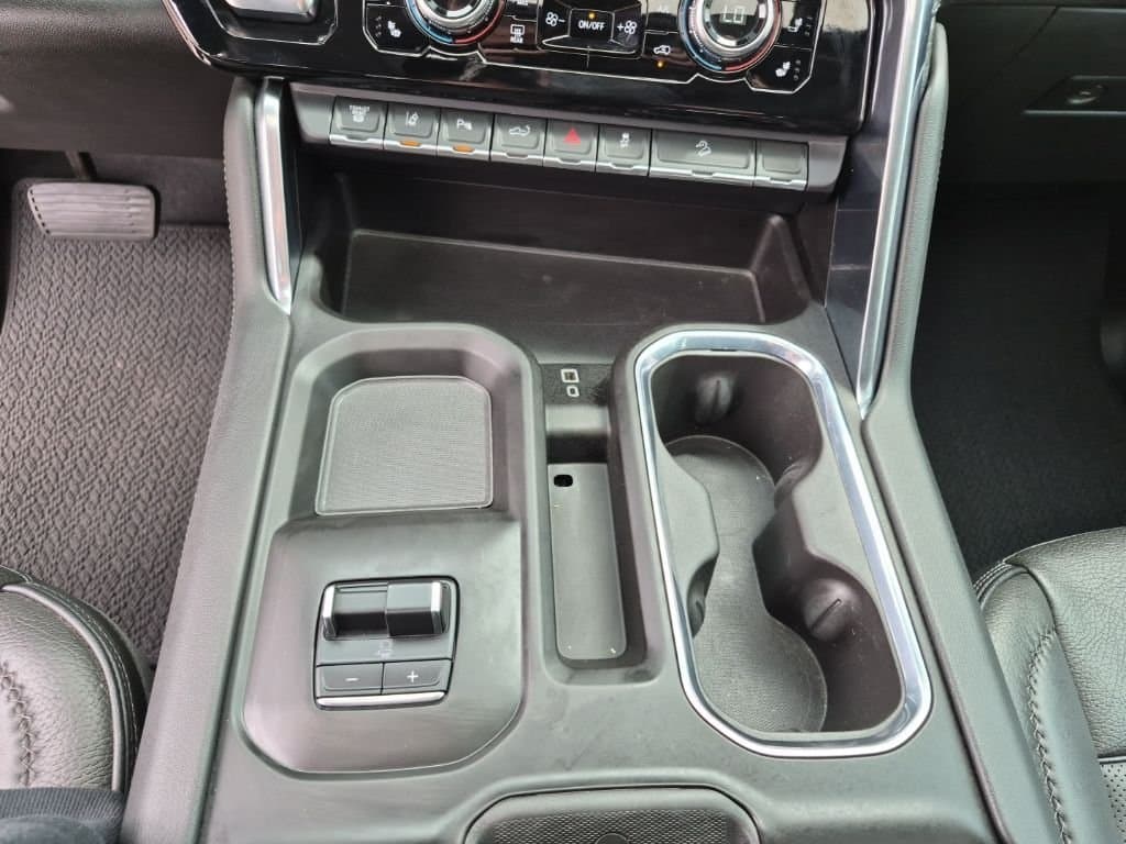 2024 GMC Sierra 2500HD - Image 42