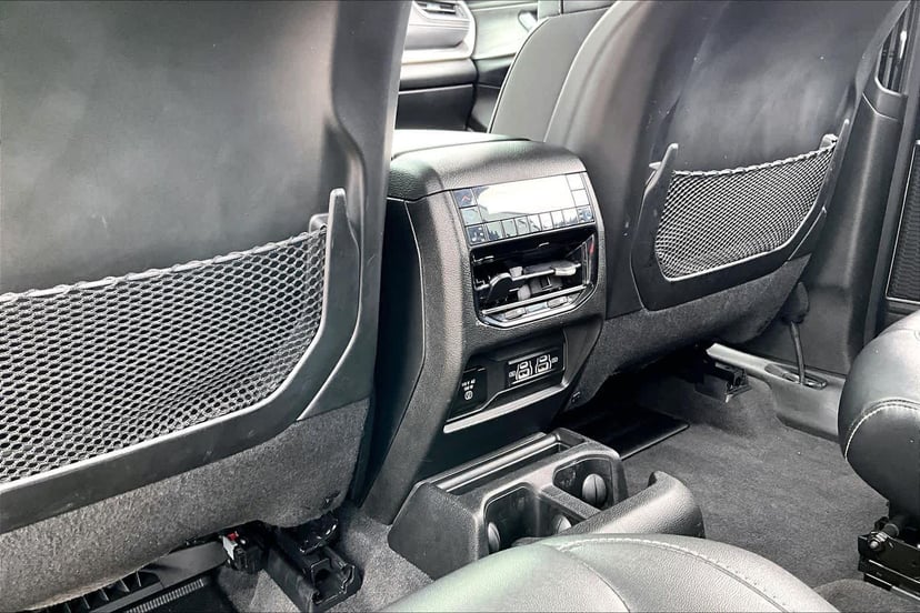 2022 Jeep Grand Cherokee L - Image 34