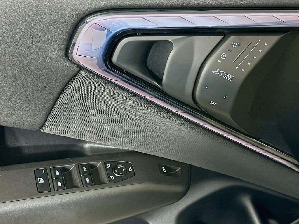 2025 BMW X3 - Image 17