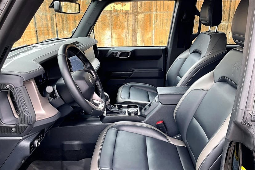 2025 Ford Bronco - Image 7