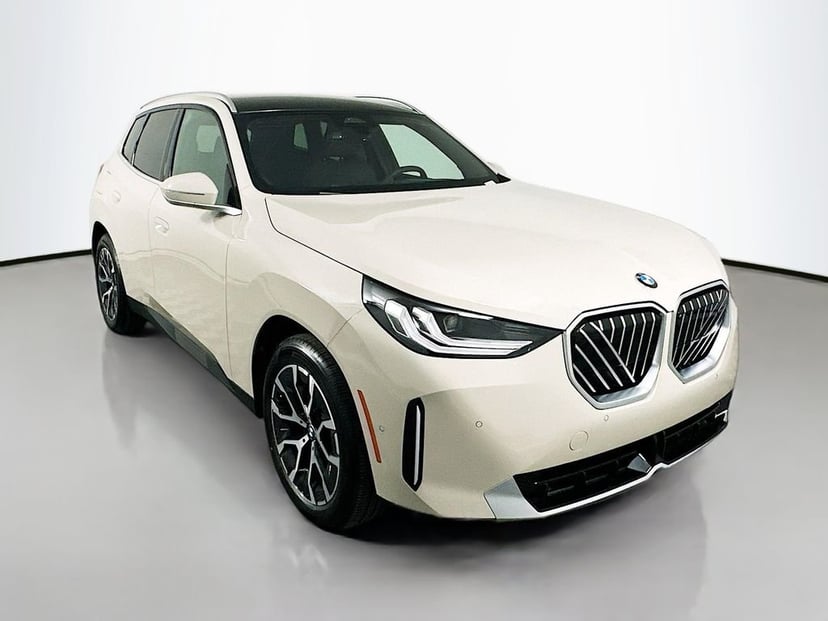 2025 BMW X3 - Image 3