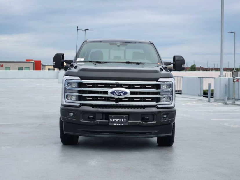 2025 Ford Super Duty F-250 Pickup - Image 2