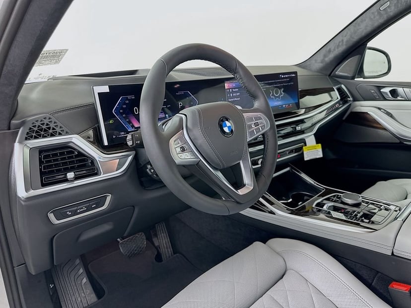 2026 BMW X7 - Image 9