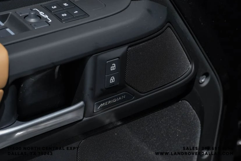 2026 Land Rover Defender 110 - Image 48