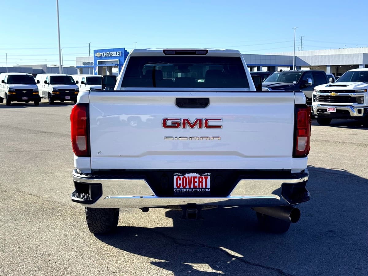 2024 GMC Sierra 2500Hd - Image 8