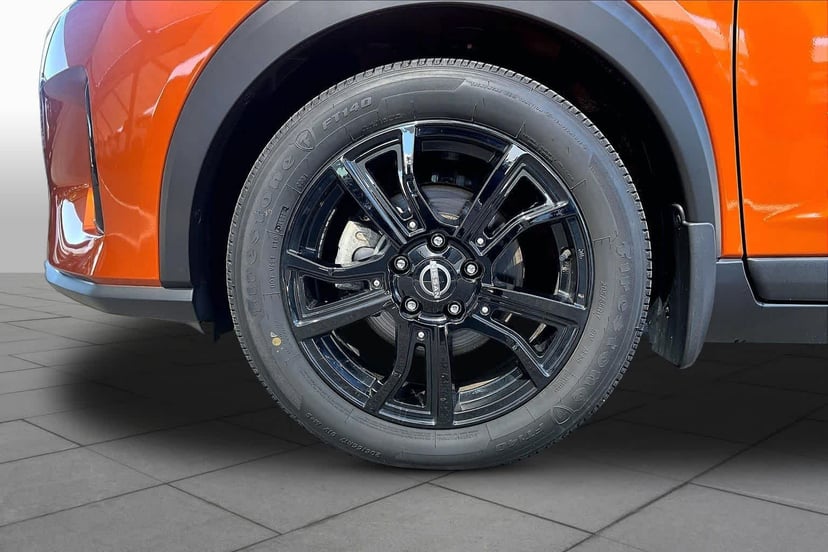 2023 Nissan Kicks - Image 11