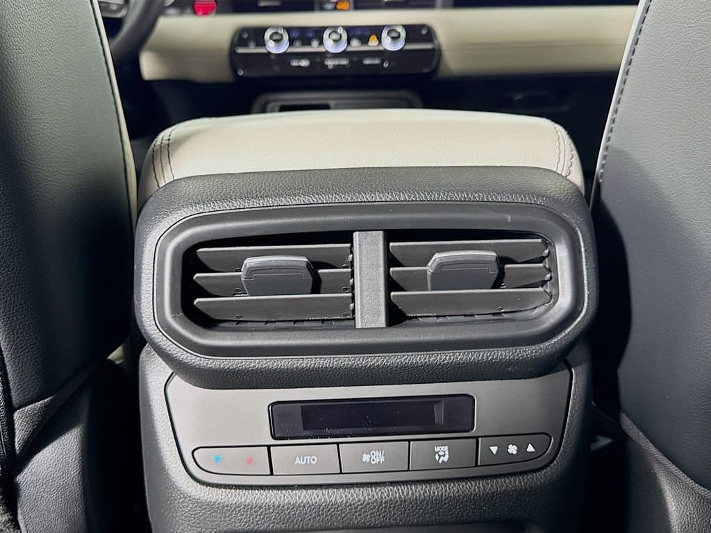 2026 HONDA Pilot - Image 36