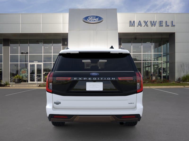 2026 Ford Expedition - Image 18