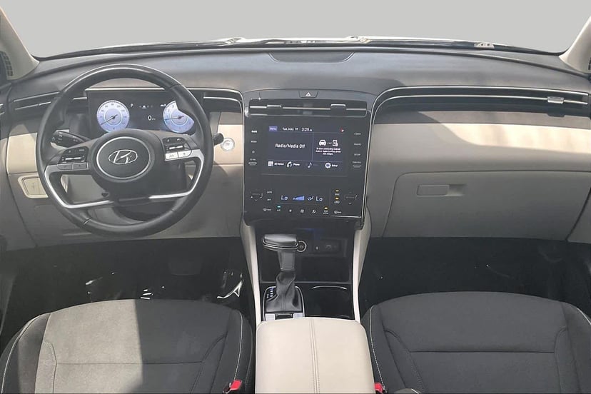 2022 Hyundai Tucson - Image 16
