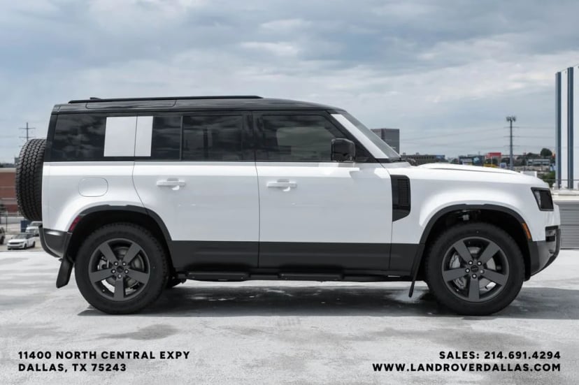 2026 Land Rover Defender 110 - Image 7