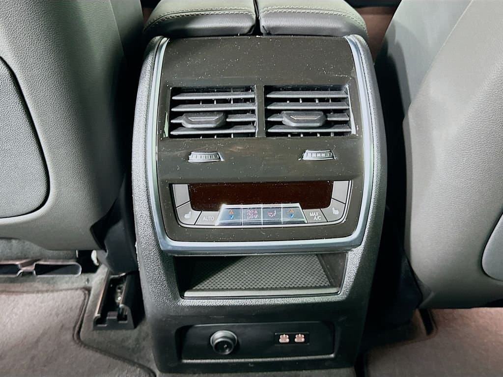 2026 BMW X5 - Image 18