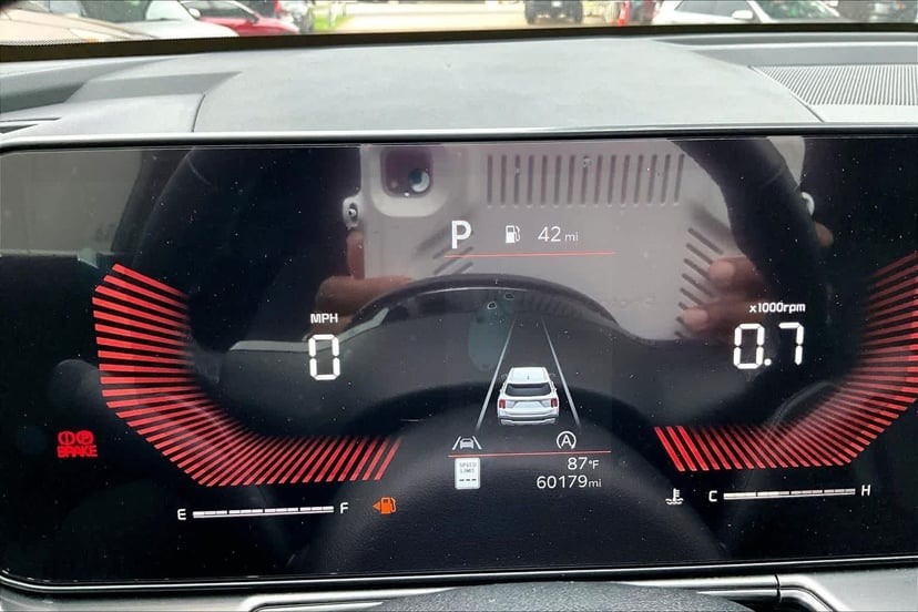 2025 Kia Sorento - Image 25