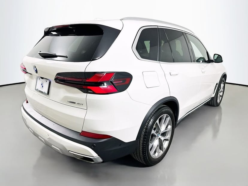 2024 BMW X5 - Image 5