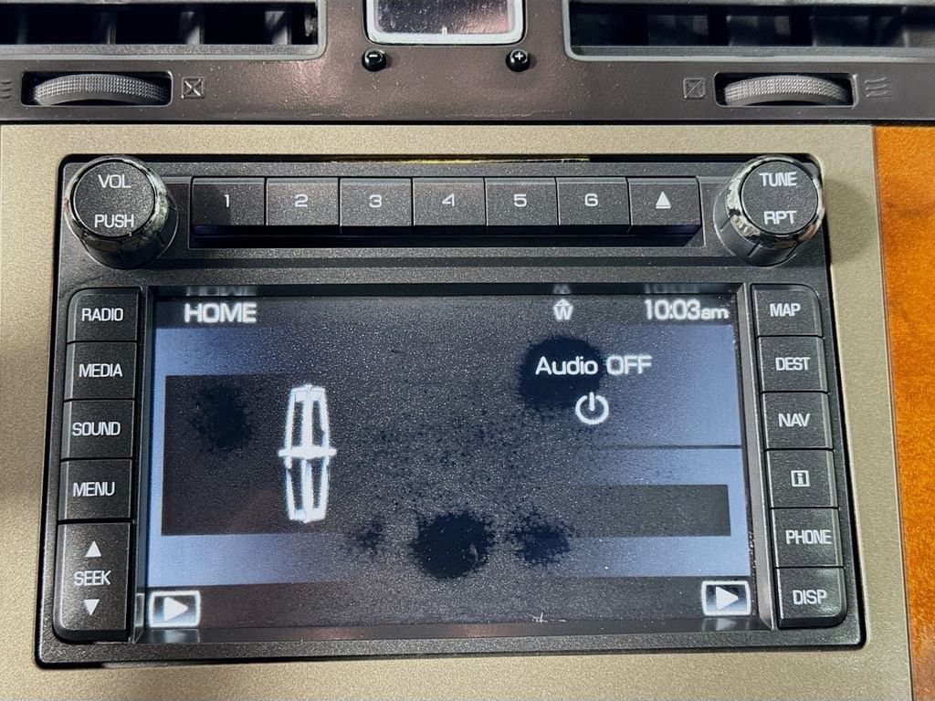 2013 LINCOLN Navigator - Image 18