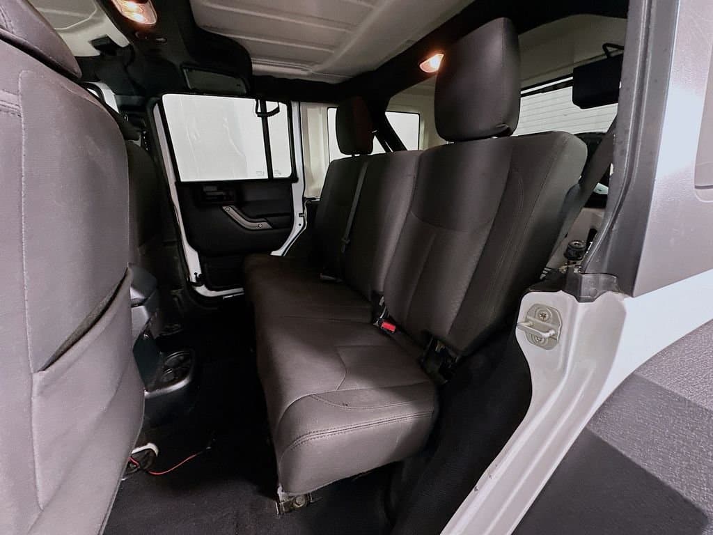 2018 Jeep Wrangler JK - Image 22