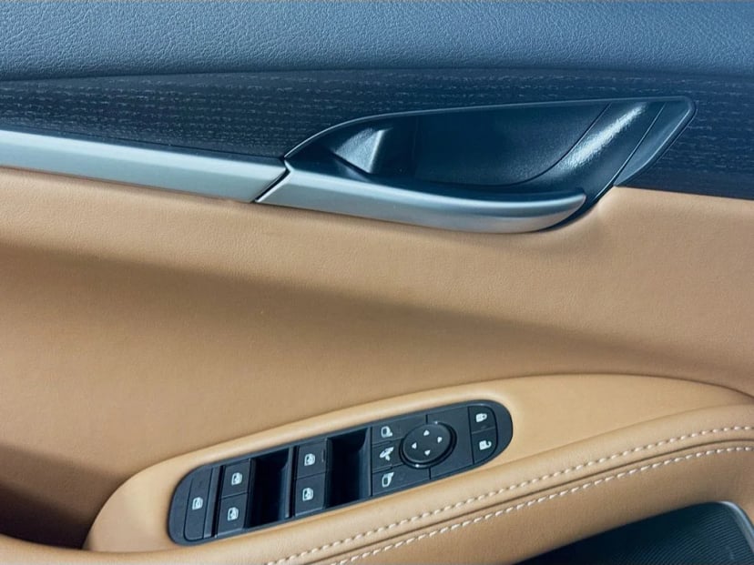 2027 INFINITI QX60 - Image 21