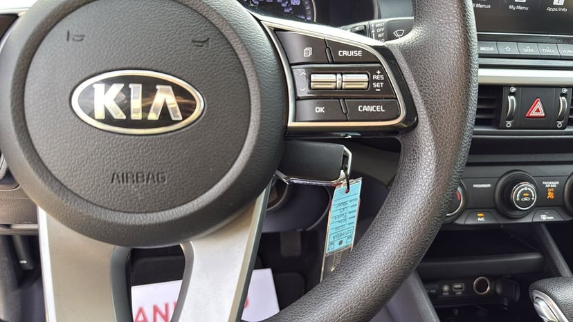 2020 Kia Forte - Image 9
