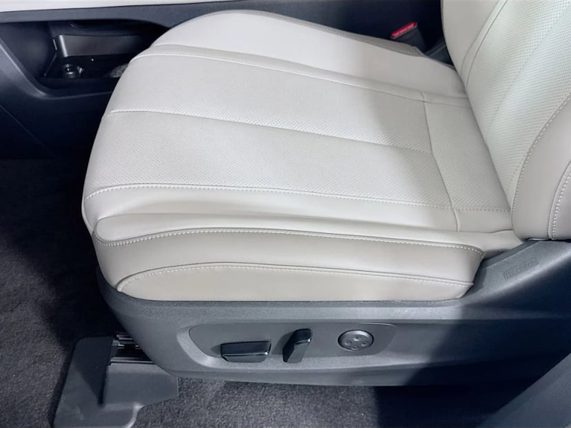 2027 INFINITI QX60 - Image 23