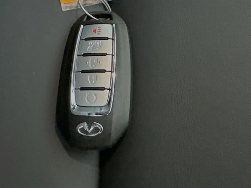 2022 INFINITI QX55 - Image 38