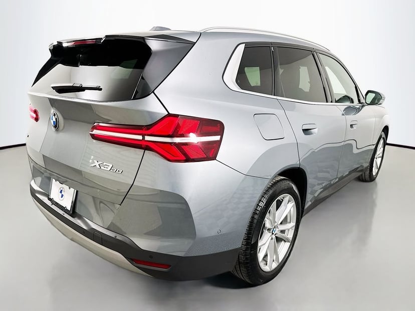 2025 BMW X3 - Image 5