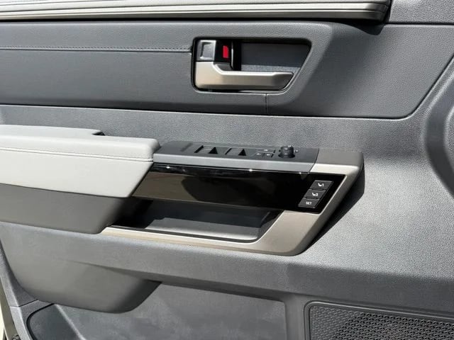 2026 Toyota Tundra - Image 22