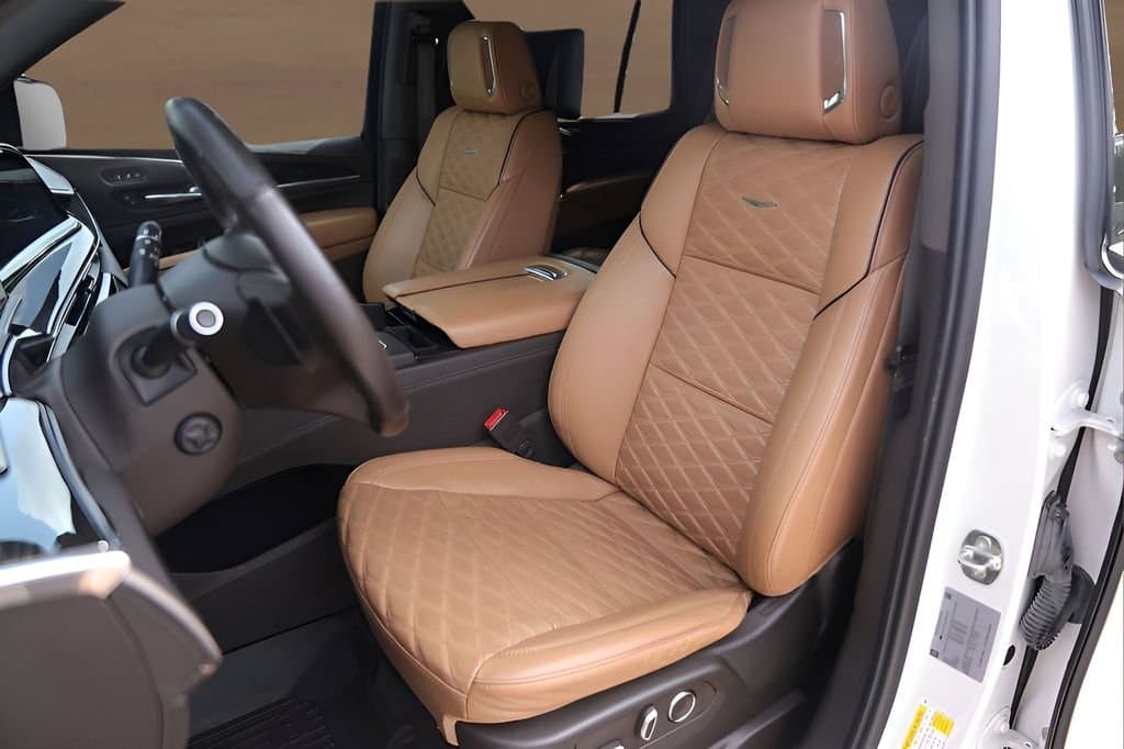 2021 Cadillac Escalade - Image 7