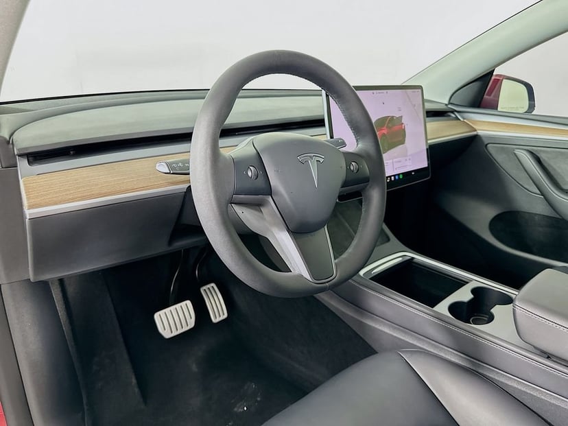 2022 Tesla Model Y - Image 9