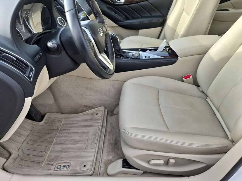 2019 Infiniti Q50 - Image 31