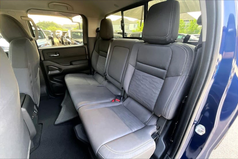 2023 Nissan Frontier - Image 19
